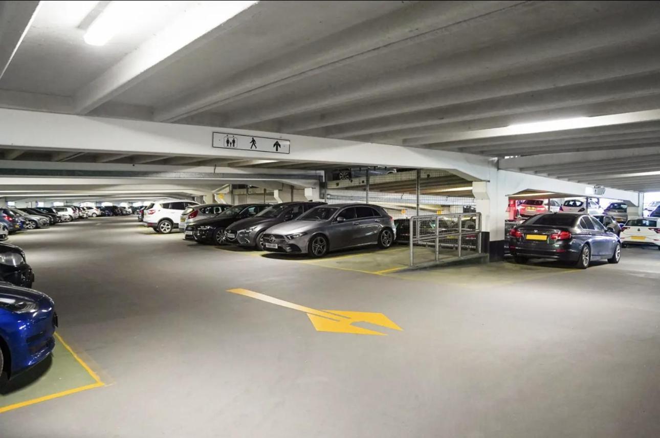 Central Leeds Dock Apt, Free Secure Parking! 2 Bed Kültér fotó